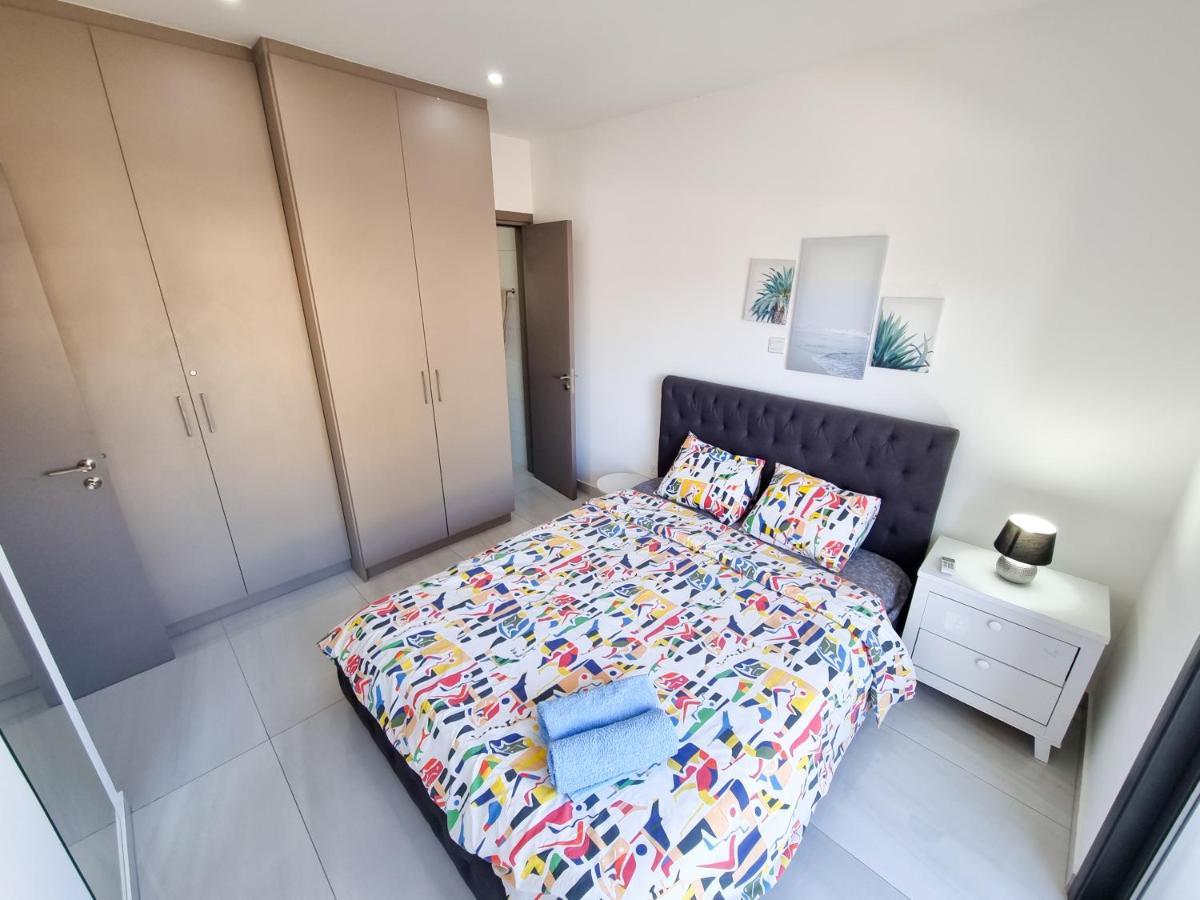 Sea La Vie Seaview Apartment ラルナカ エクステリア 写真