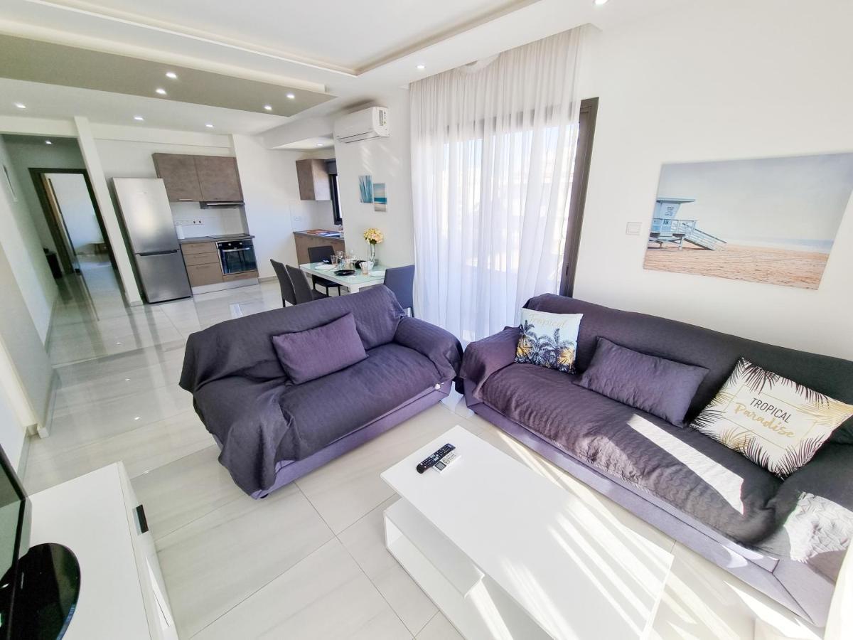 Sea La Vie Seaview Apartment ラルナカ エクステリア 写真